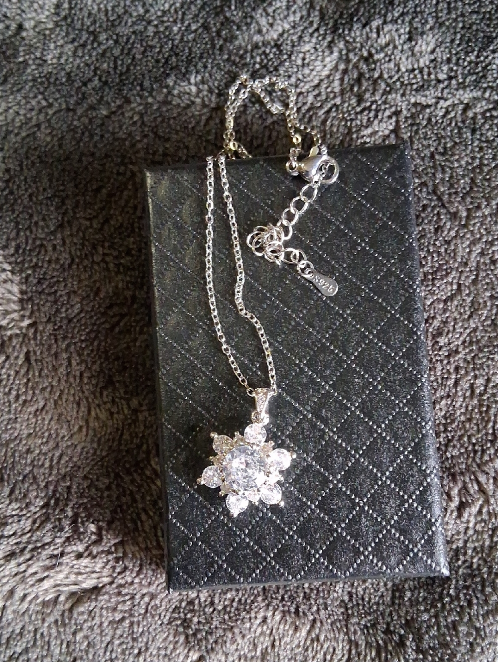 LOW START S925 Silver & 3KT  MOISENITE Floral Cluster Pendant Necklace  Silver